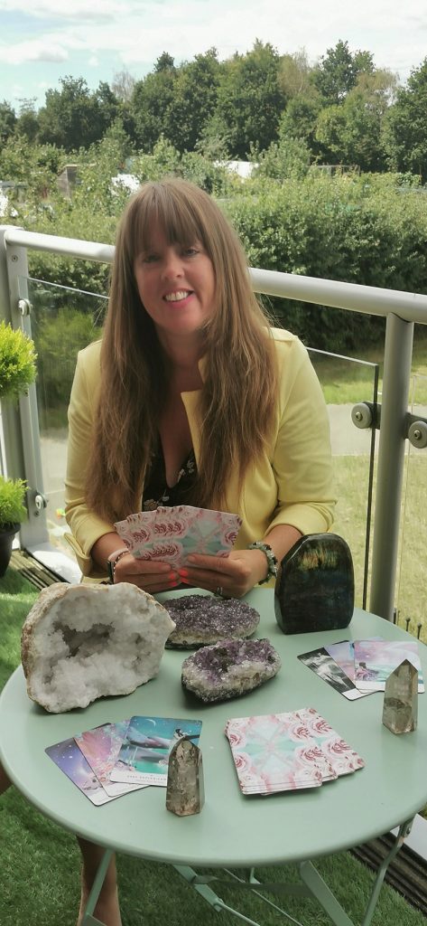 Sabrina Psychic Clairvoyant Medium